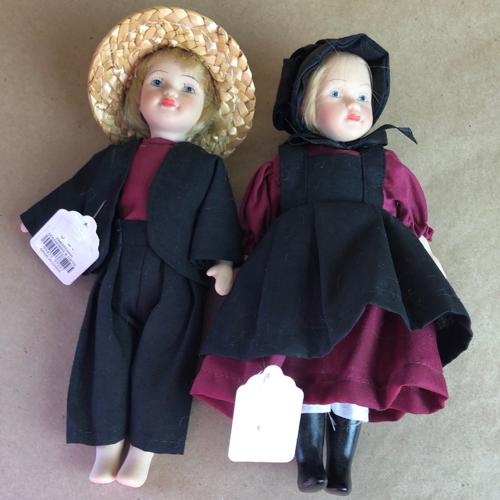 Old American dolls burg/black porcelain movable limbs